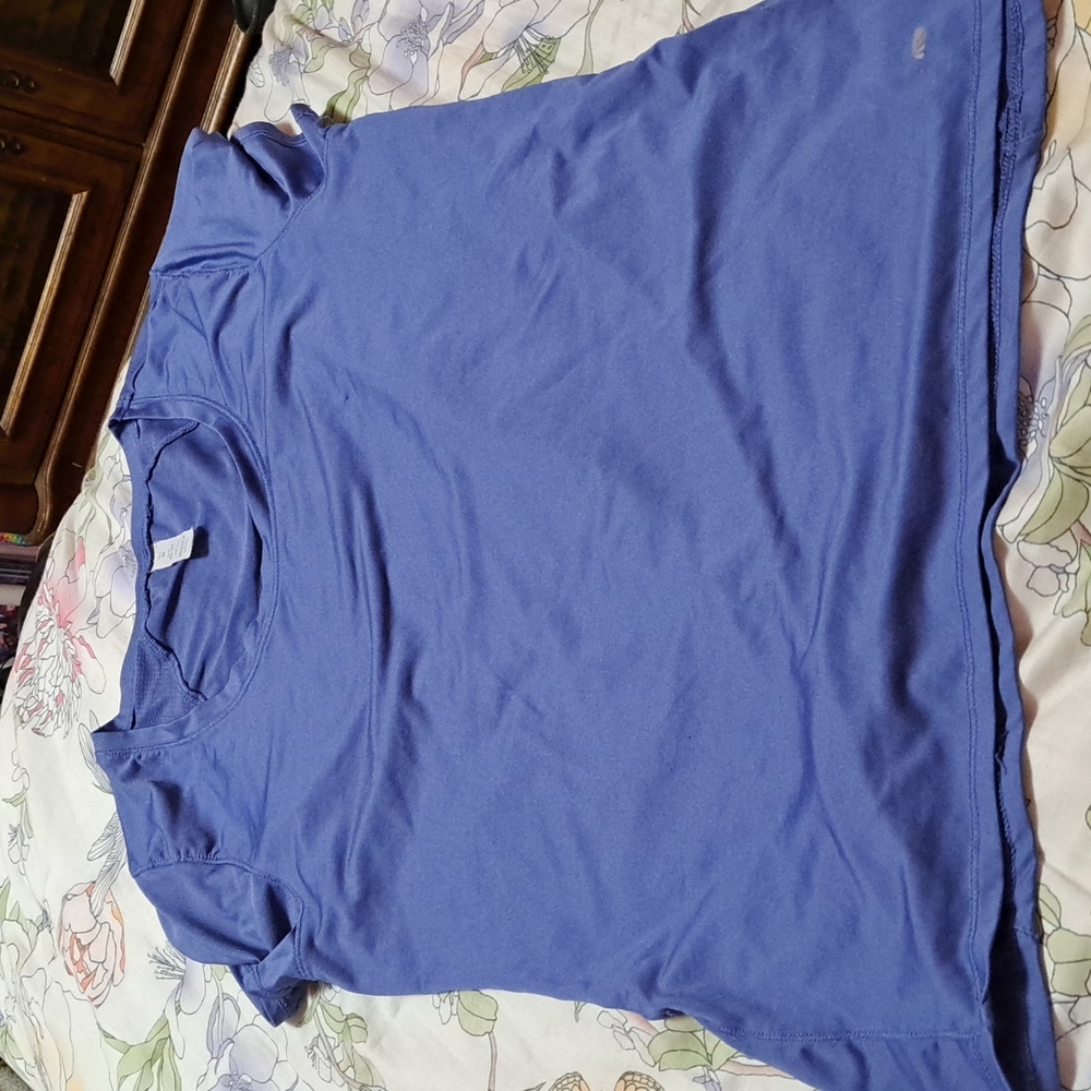 Marika Athletic Shirt - Medium